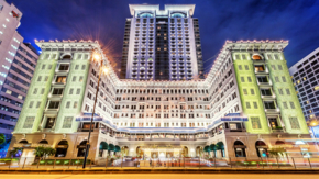 Hongkong Peninsula Hotel Kowloon Foto iStock Serjio74.jpg